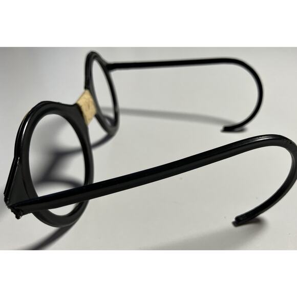 Official Harry Potter Gryffindor Scarf - Platform 9 3/4 Shop + 2 Glasses - Picture 11 of 11